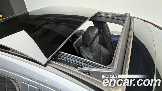 Mercedes-Benz S-Class 2021 — Photo 14/20