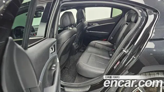 Genesis G70 2019 — Şəkil 8/20