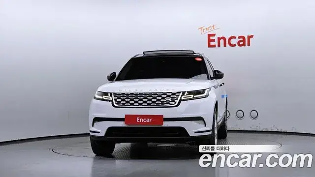 Land Rover Range Rover Velar 2019 — Фото 3/20