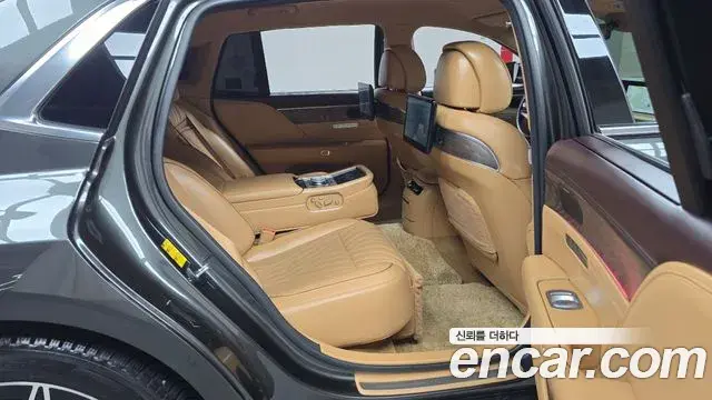 Genesis G90 2022 — ფოტო 14/20