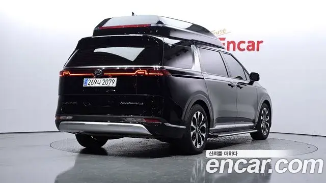 Kia Carnival 2021 — Фото 2/20