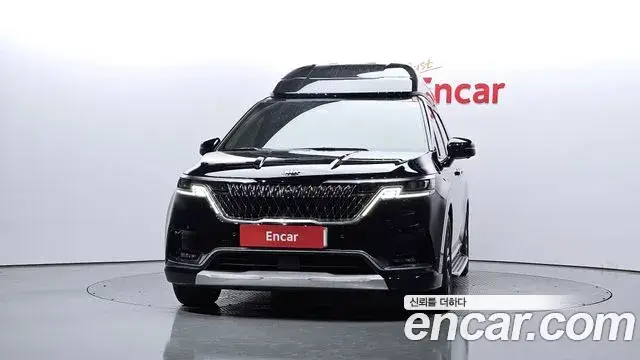 Kia Carnival 2021 — Фото 3/20