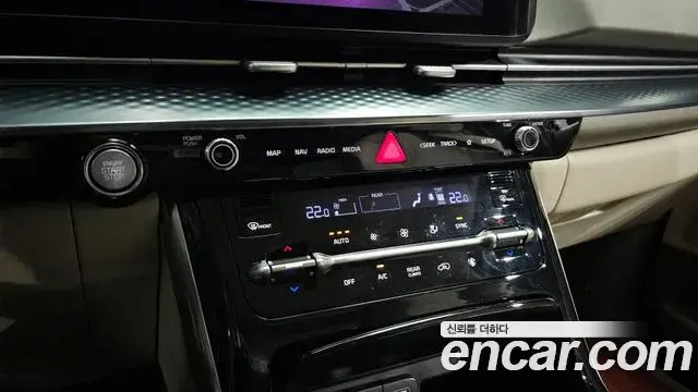 Kia Carnival 2021 — Фото 15/20