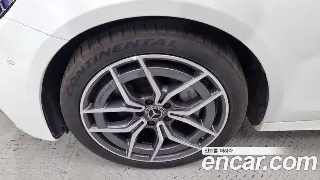 Mercedes-Benz E-Class 2023 — ფოტო 3/18
