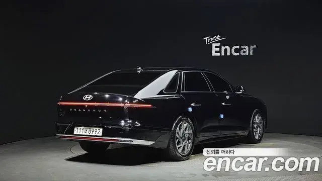 Hyundai Grandeur Hybrid 2023 — Şəkil 20/20