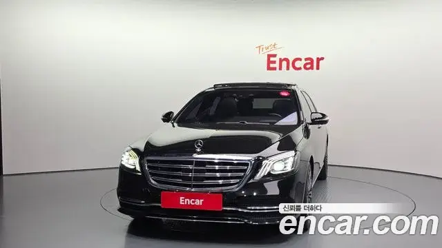 Mercedes-Benz S-Class 2019 — Photo 16/20