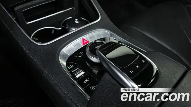 Mercedes-Benz S-Class 2019 — Photo 17/20