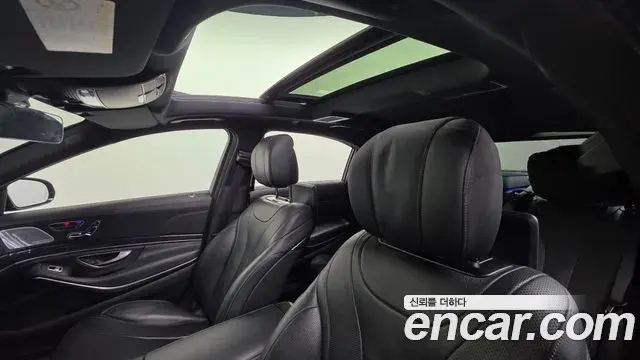 Mercedes-Benz S-Class 2019 — Photo 18/20