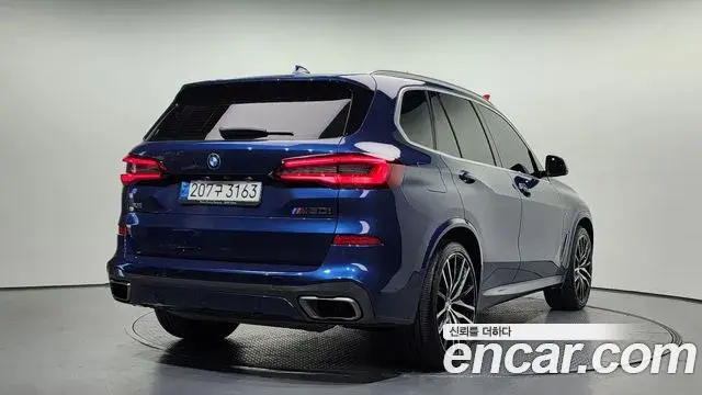 BMW X5 2021 — ფოტო 5/20