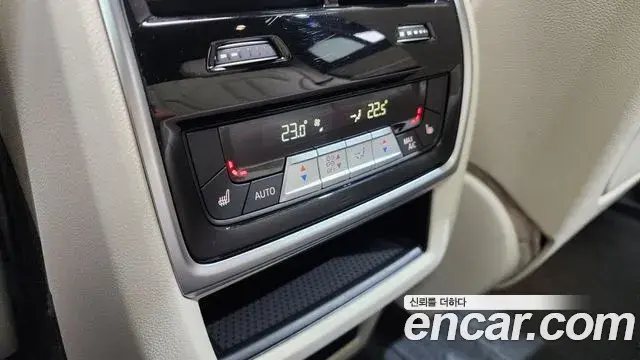 BMW X5 2021 — ფოტო 10/20