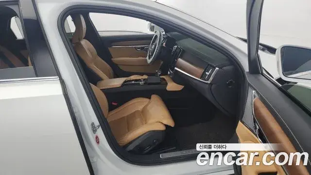 Volvo S90 2018 — ფოტო 13/20