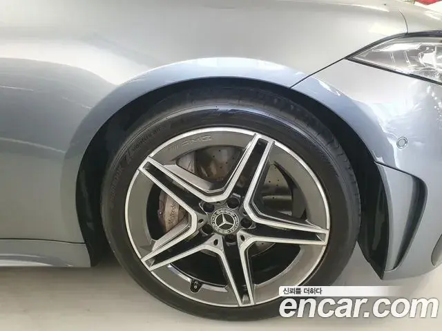 Mercedes-Benz CLS-Class 2022 — Photo 8/17