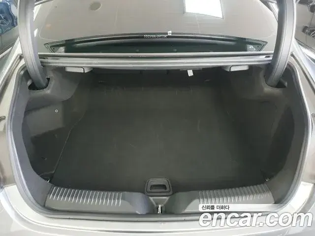 Mercedes-Benz CLS-Class 2022 — Photo 2/17