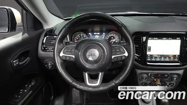 Jeep Compass 2019 — Photo 5/20