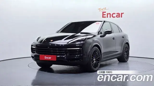 Porsche Cayenne 2020 — Photo 9/20