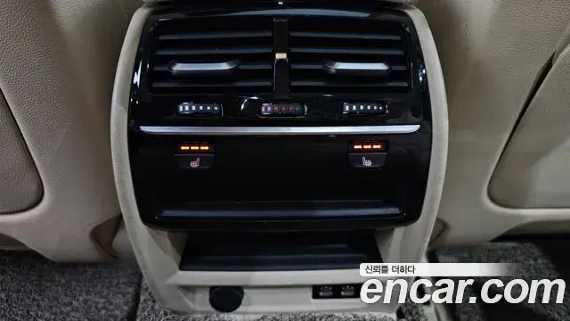 BMW 5 Series 2020 — ფოტო 9/20
