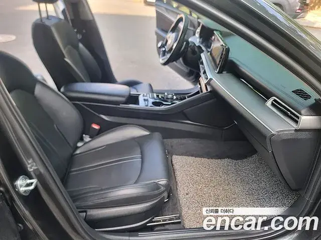 Kia K5 2020 — Photo 9/20