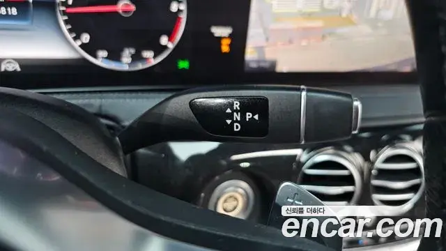 Mercedes-Benz S-Class 2018 — ფოტო 16/20