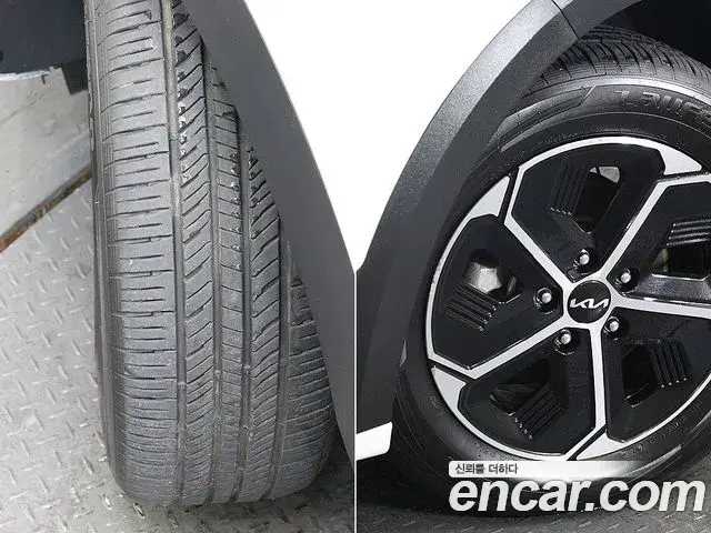 Kia Niro 2022 — ფოტო 12/20