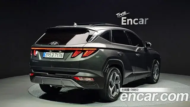 Hyundai Tucson Hybrid 2021 — Photo 9/20