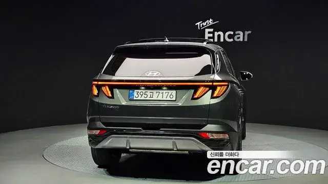 Hyundai Tucson Hybrid 2021 — Photo 17/20