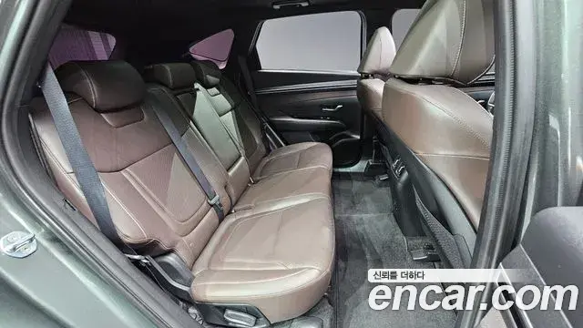 Hyundai Tucson Hybrid 2021 — Photo 18/20