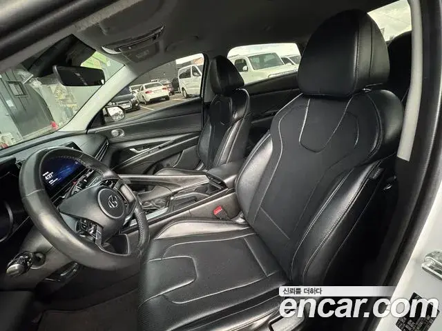 Hyundai The New Avante Hybrid 2021 — Photo 20/20