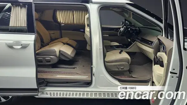 Kia Carnival 2022 — Şəkil 9/20