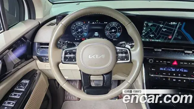 Kia Carnival 2022 — Şəkil 13/20