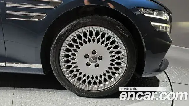 Genesis G80 2021 — Photo 16/20