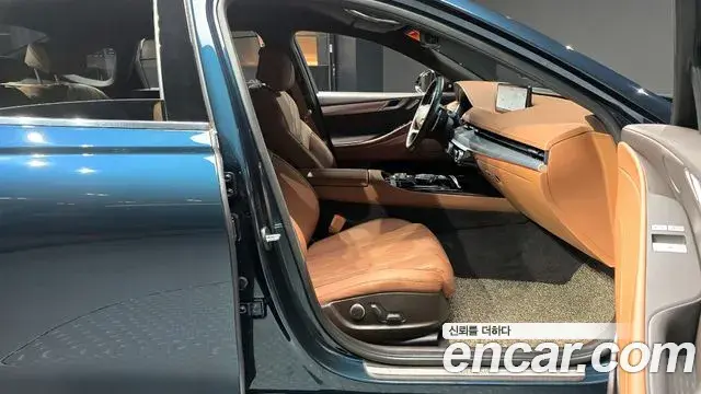 Genesis G80 2021 — Photo 19/20