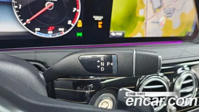 Mercedes-Benz S-Class 2019 — Şəkil 15/20