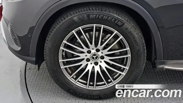 Mercedes-Benz GLC-Class 2024 — Şəkil 11/20