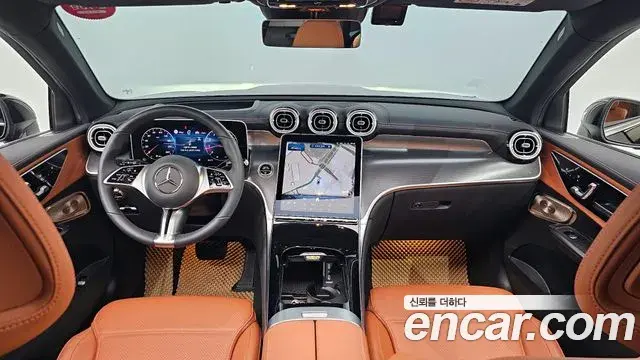 Mercedes-Benz GLC-Class 2024 — Şəkil 8/20