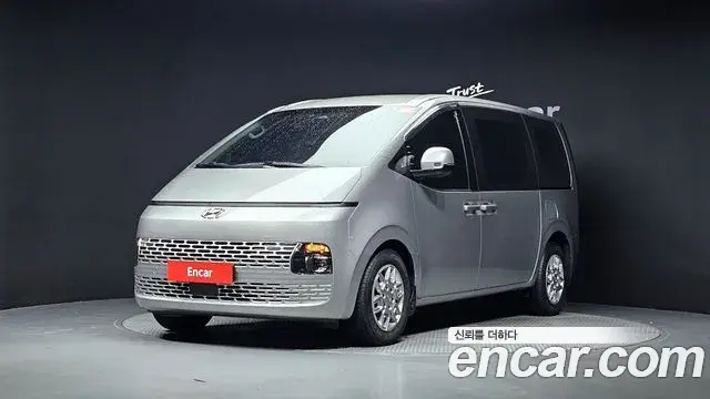 Hyundai Staria 2022 — ფოტო 8/20
