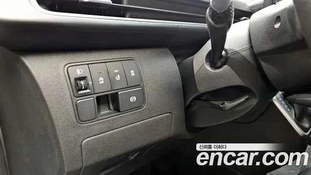 Hyundai Staria 2022 — ფოტო 20/20