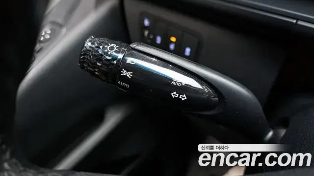 Hyundai Staria 2022 — ფოტო 6/20