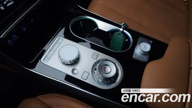 Genesis GV80 2024 — Photo 18/20