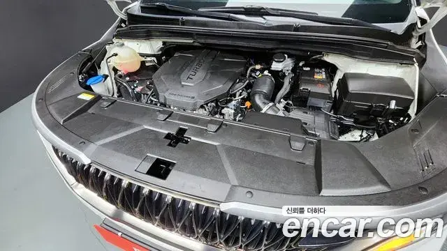 Kia Carnival 2023 — Фото 18/20