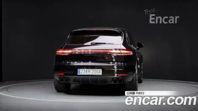 Porsche Macan 2021 — Фото 4/20