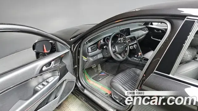 Genesis G70 2019 — Şəkil 18/20