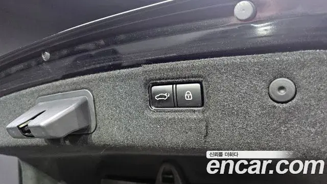 Genesis G70 2019 — Şəkil 19/20