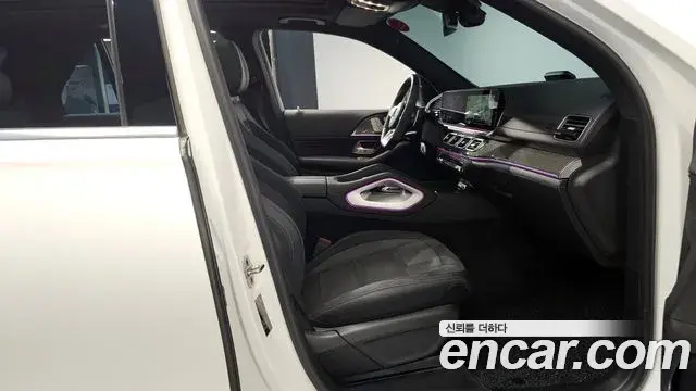 Mercedes-Benz GLE-Class 2023 — Фото 11/20