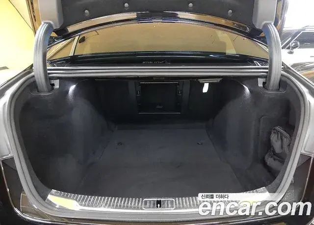 Mercedes-Benz S-Class 2022 — Photo 2/20