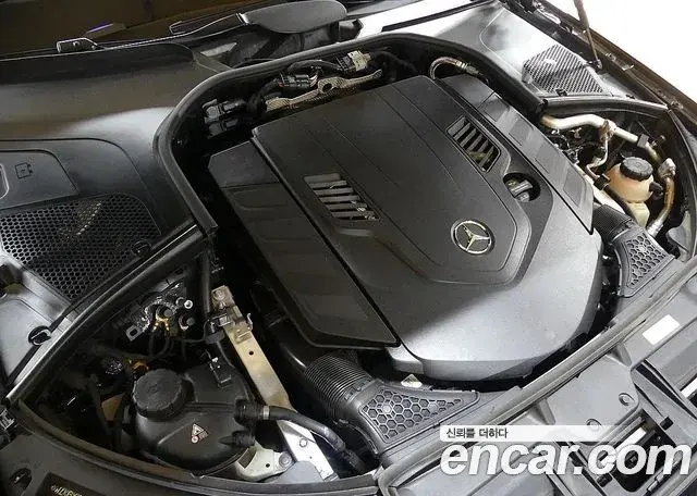 Mercedes-Benz S-Class 2022 — Photo 5/20