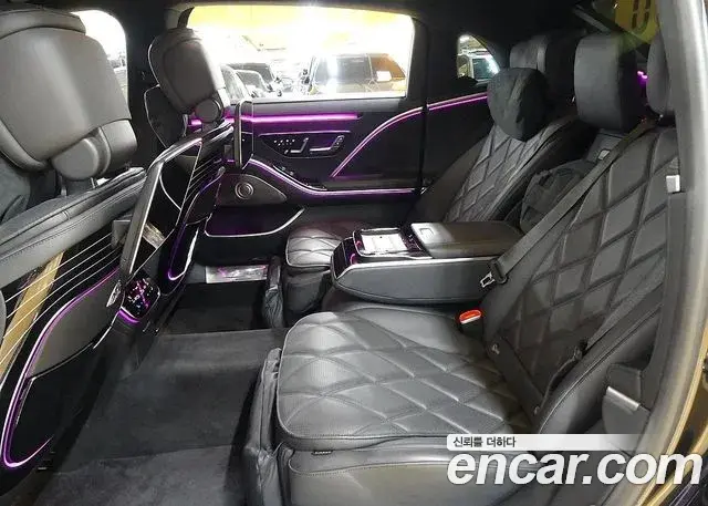 Mercedes-Benz S-Class 2022 — Photo 1/20