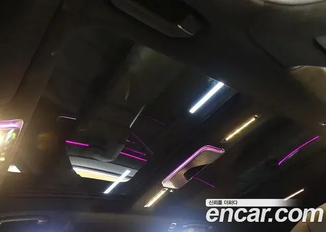 Mercedes-Benz S-Class 2022 — Photo 12/20