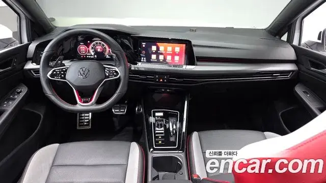 Volkswagen Golf 2023 — Photo 7/20