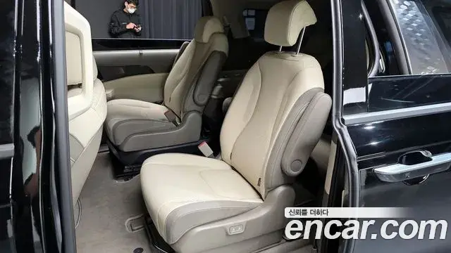 Kia Carnival 2024 — Фото 11/20