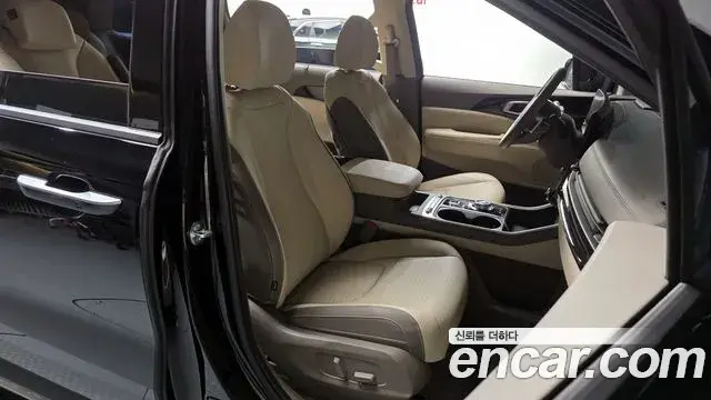 Kia Carnival 2024 — Фото 12/20